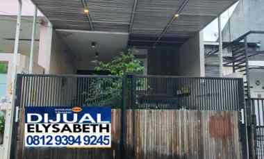 Dijual Cepat Rumah Bagus 2 Lantai Fullfurnish, Kelapa Gading