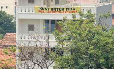 Dijual Rumah Kost untuk Bisnis dan Usaha