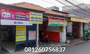Dijual Cepat Rumah Kost 2 Lantai dan 2 Ruko Bergandengan di Kebayoran