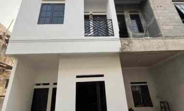 Rumah 2 Lt Akses Mobil di Kramatjati Cocok untuk Hunian/Kontrakan