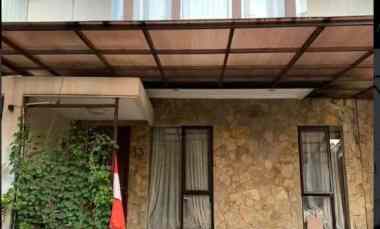 Dijual Rumah 2 Lantai dalam Perumahan di Jalan Ciliwung, Kramat Jati