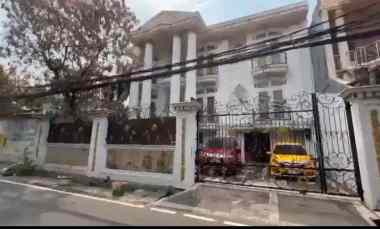 Rumah Sultan Mewah Deket Kampus UI Salemba Kramat Jakpus