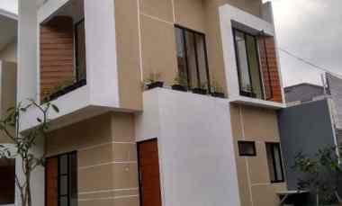 Rumah Dijual di KRAMATJATI