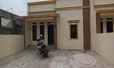 dijual rumah kunciran indah tangerang