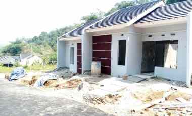 Rumah Dijual di Kuripan , Bogor