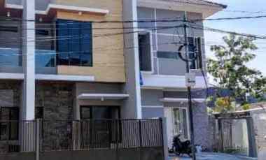 Rumah New Modern, Row 5Mbl, Daerah Kutisari, Rungkut, Tenggilis, Lebar 5