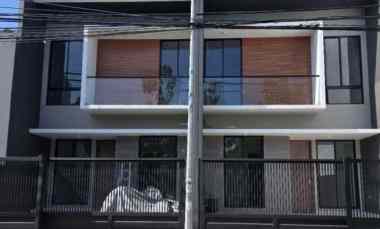 2 Unit Jejer, Rumah Kutisari Indah Utara New Gress Minimalis Strategis