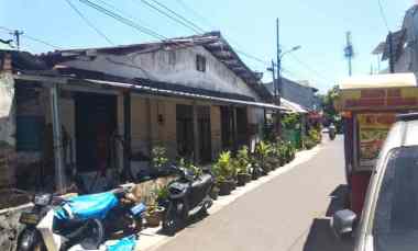 dijual rumah kwitang