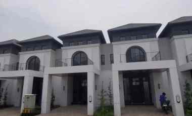 dijual rumah lakasatri surabaya barat