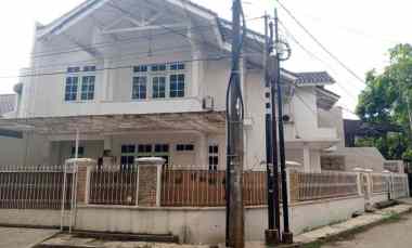 dijual rumah lebak bulus