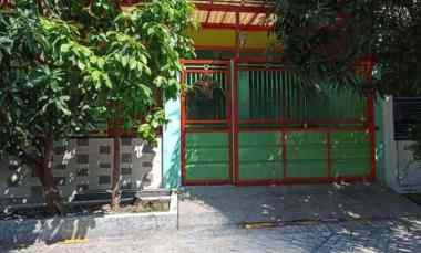 dijual rumah lebak indah