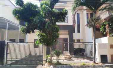 dijual rumah lebak indah regency surabaya