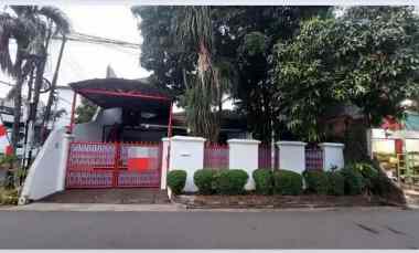 dijual rumah legoso ciputat