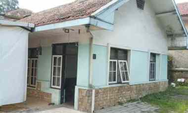 dijual rumah lembang sariwangi