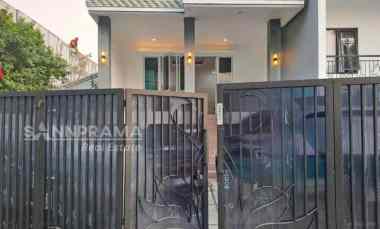 dijual rumah lenteng agung