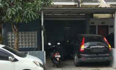 dijual rumah logam
