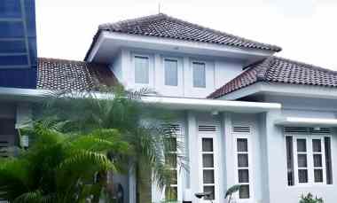 dijual rumah luas asri lokasi di pondok labu cilandak