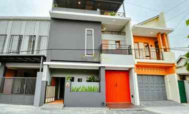 dijual rumah maguwoharjo