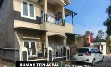 Rumah 2 Lantai Tepi Aspal dalam Ringroad Jogja, 600 meter Rs Hermina