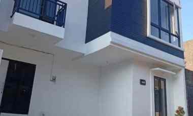 Rumah Siap Huni 2 Lantai Selatan Stadion Maguwoharjo Sleman