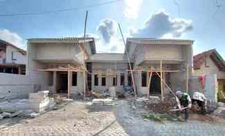 gambar dijual rumah maguwoharjo kec depok kab