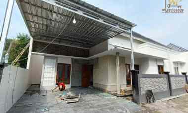 gambar dijual rumah maguwoharjo sleman