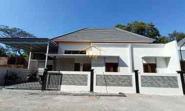 dijual rumah maguwoharjo sleman