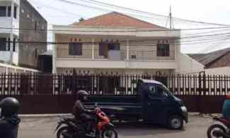 Rumah Besar Harga Njop Mainroad jl Ibrahim Adjie Kiaracondong Bandung