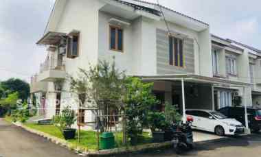 Rumah Hook SHM dalam Cluster Ardena Mampang Depok Rohsann