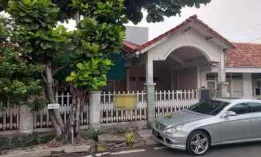 Mampang Prapatan Jual Rumah Tua di Lokasi Bernilai Tinggi