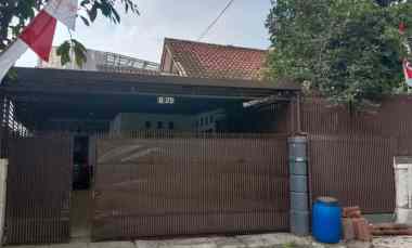 Dijual Rumah Manis Nan Luas di Komplek Griya Caraka