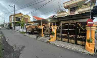 dijual rumah manukan mukti