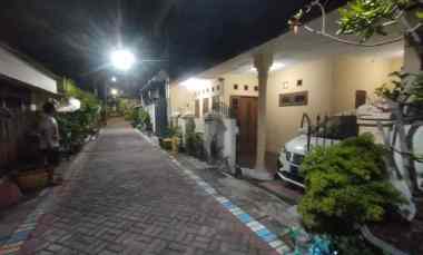 Rumah 1.5 Lantai Manukan Rejo Surabaya SHM Garasi Lt 96m Lb 110m