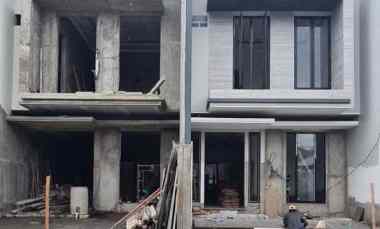 Rumah Manyar Baru Gress Row 3,5 Mobil dekat Kertajaya, Galaxy Mall