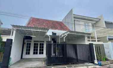 Rumah di Manyar Jaya sudah Renovasi Bagus dekat Kampus Untag Unair