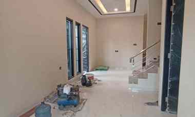 Rumah Hook Area Manyar Jaya Mimimalis Kontemporer Gress 2 Lantai