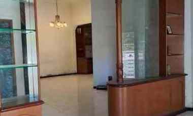 Rumah Dijual di Manyar Kartika