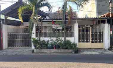 Rumah Komersial Area Hitung Tanah di Raya Manyar Kertoadi Surabaya