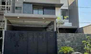 dijual rumah manyar kertoadi