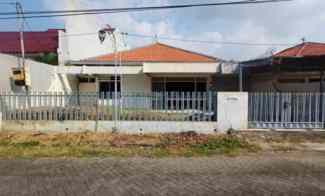 dijual rumah manyar kertoarjo