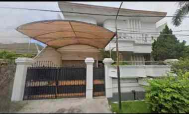 dijual rumah manyar kertoarjo