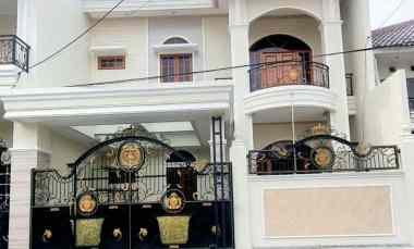 Rumah Baru Manyar Rejo Ngagel Manyar Kartika Surabaya, 2 Lt Nego Tipis