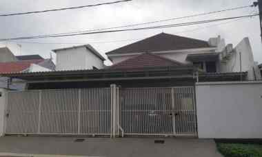 dijual rumah manyar tirto