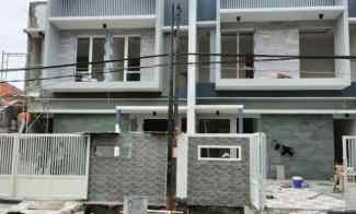 New Project Rumah Raya Manyar Tirtomoyo dengan Row Jalan Lebar Doubl