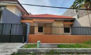 Rumah Dijual di manyar tirtomoyo