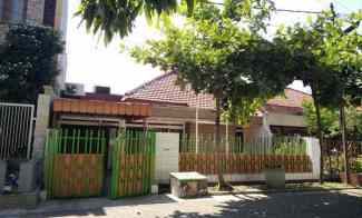 dijual rumah manyar tirtoyoso