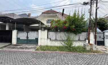 dijual rumah manyar tirtoyoso