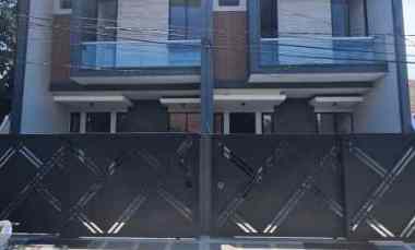 Rumah Baru Hadap Selatan 1M-an Area Manyar dekat Stiesia, Klampis