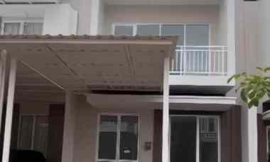 Rumah Mewah Baru Siap Huni di Cluster Paramount Village L6 Semarang