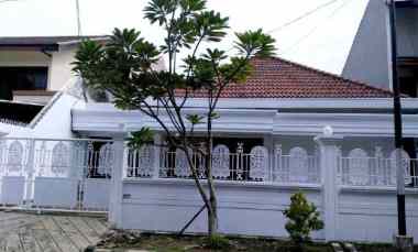 dijual rumah margorejo indah